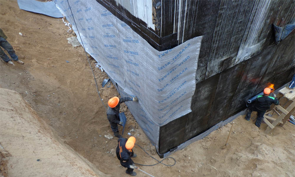 Гидроизоляция фундаментов жидкой гидроизоляцией Nippon Ace