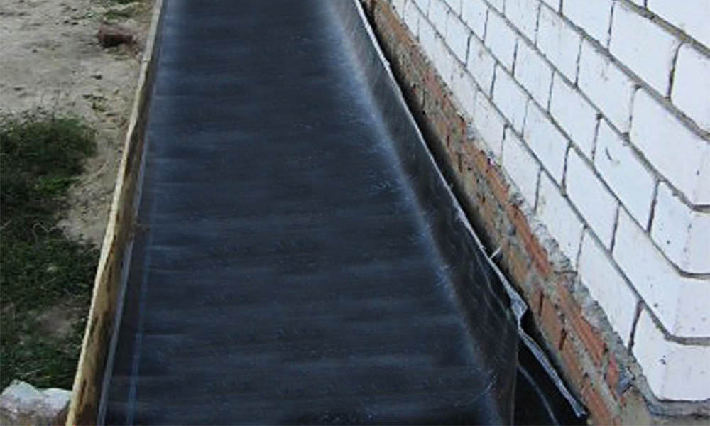 Гидроизоляция отмостки гидроизоляцией Nippon Ace